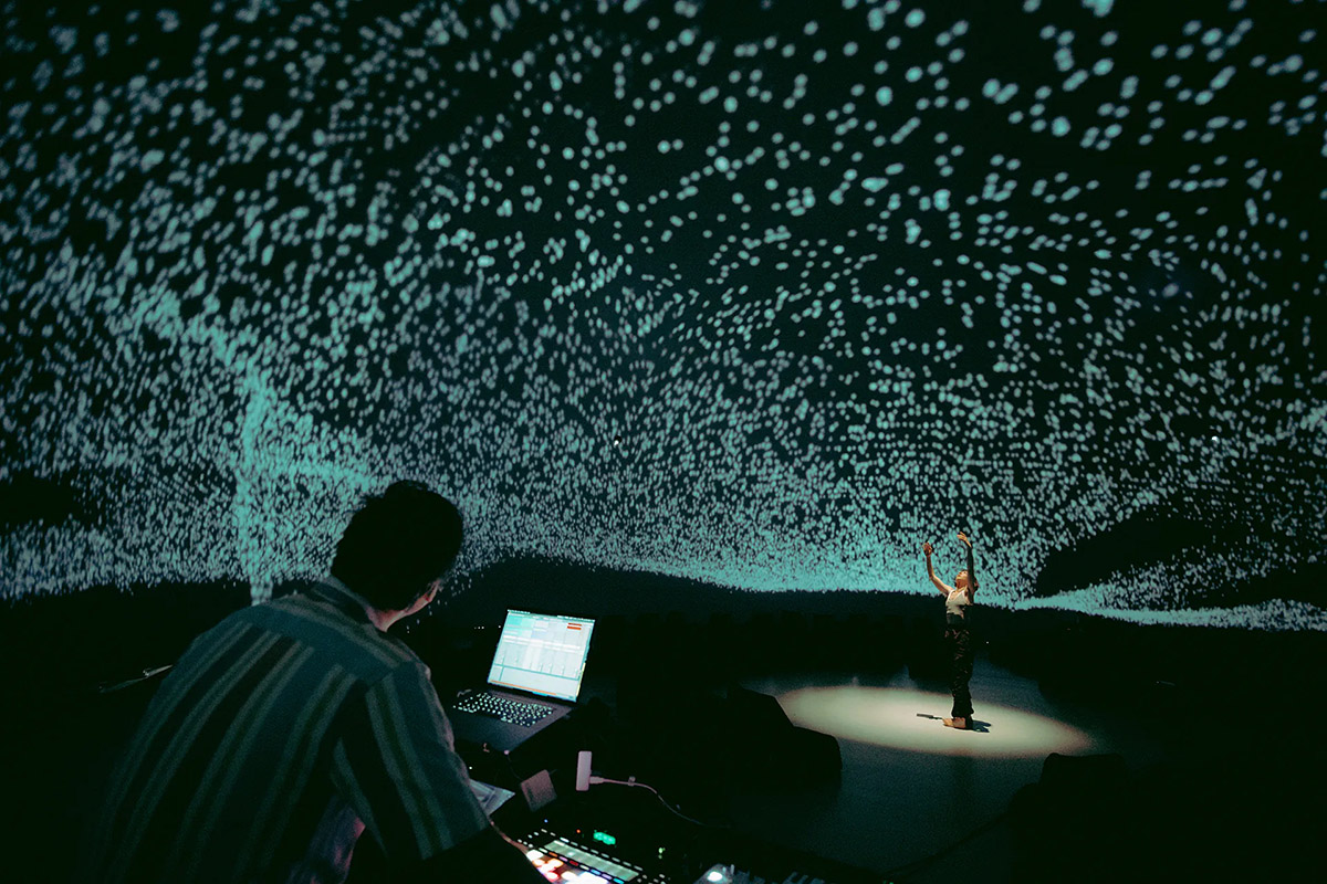 S.A.T. – Cloud Bodies Premiere – 23-01-31 – web7